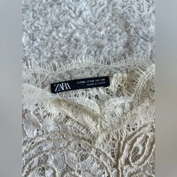 Zara Lace Top - Picture 3 of 7